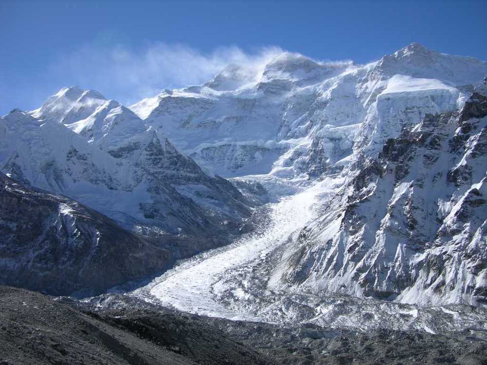 Kangchenjunga%2004%2007%20Kangchenjunga%20North%20Face%20From%20Above%20Pangpema.JPG