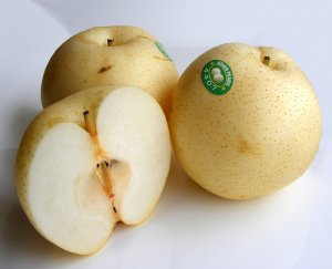 asian-pear-cut.